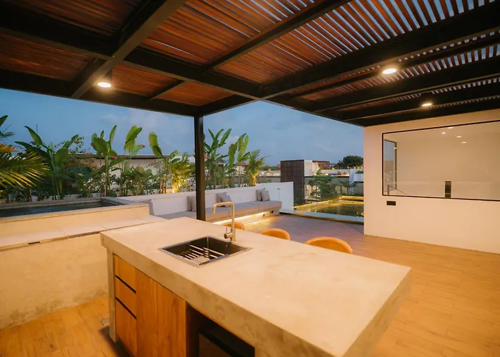 Villa Aquamarine By Breig *
